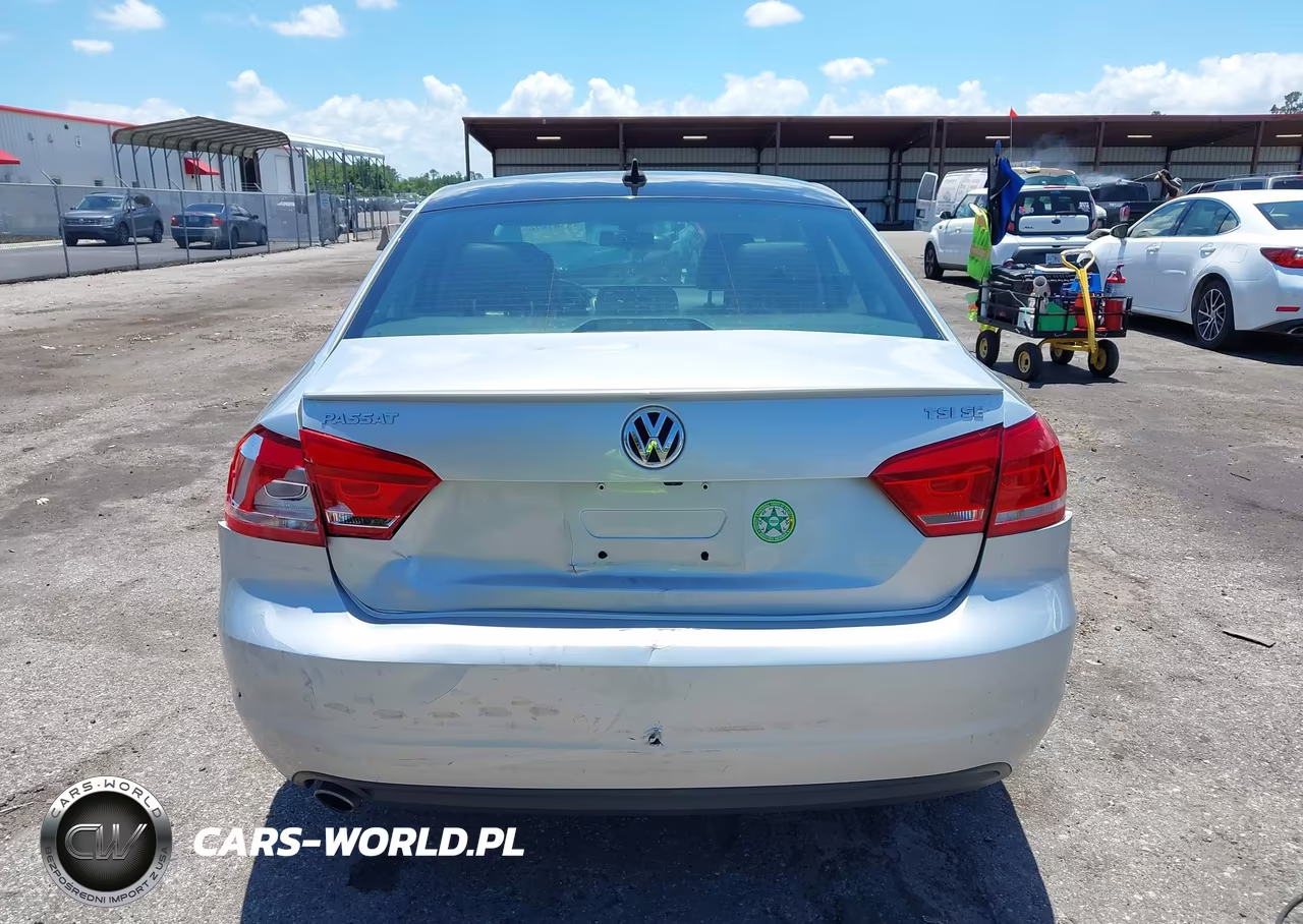 2015 Volkswagen Passat 1.8T Sport VIN:1VWBT7A30FC102971 - 16