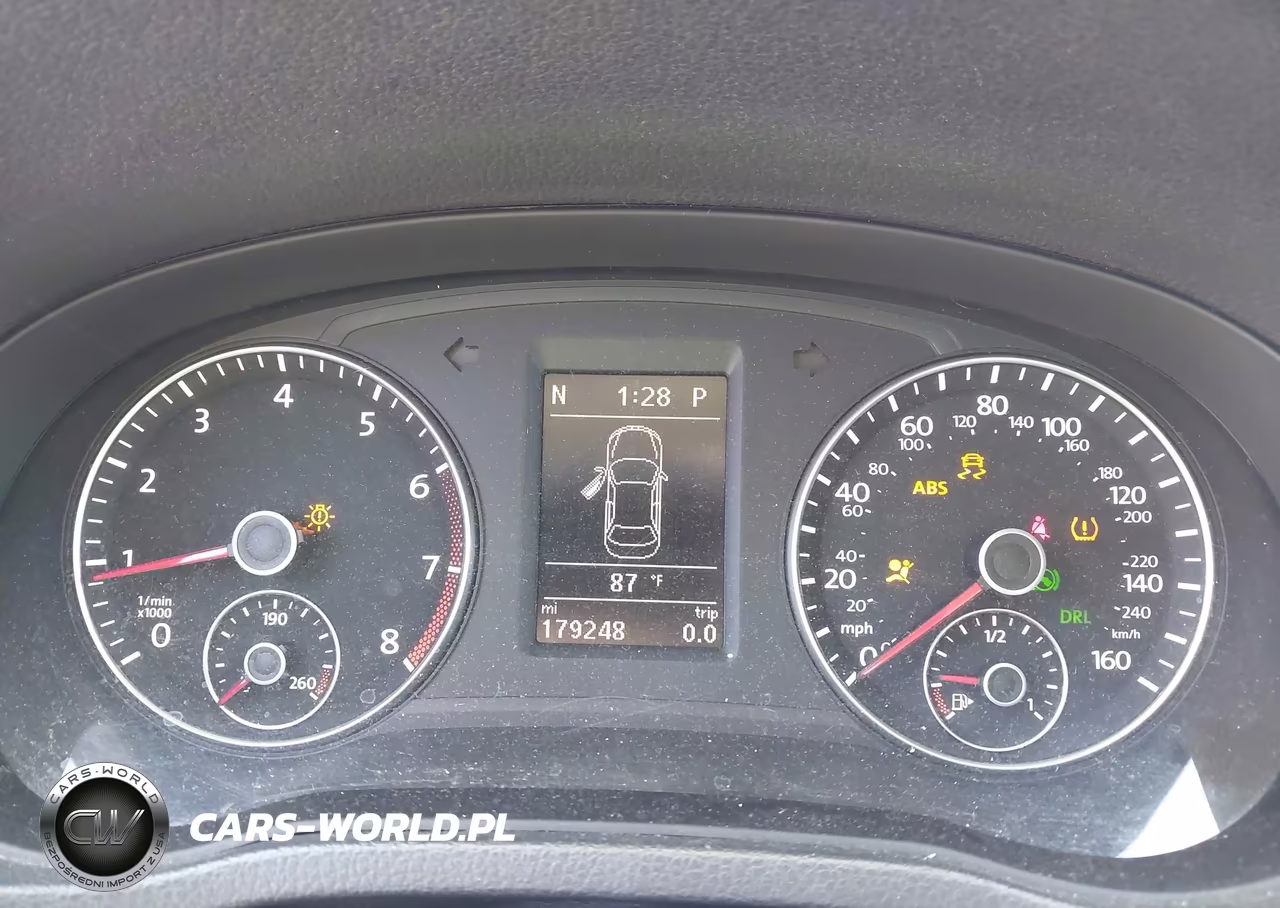 2015 Volkswagen Passat 1.8T Sport VIN:1VWBT7A30FC102971 - 7