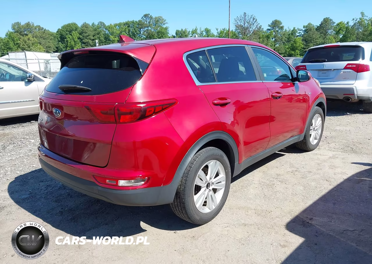 2018 Kia Sportage Lx VIN:KNDPMCAC4J7372866 - 4