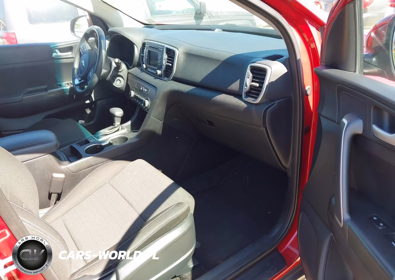 2018 Kia Sportage Lx VIN:KNDPMCAC4J7372866 - 5