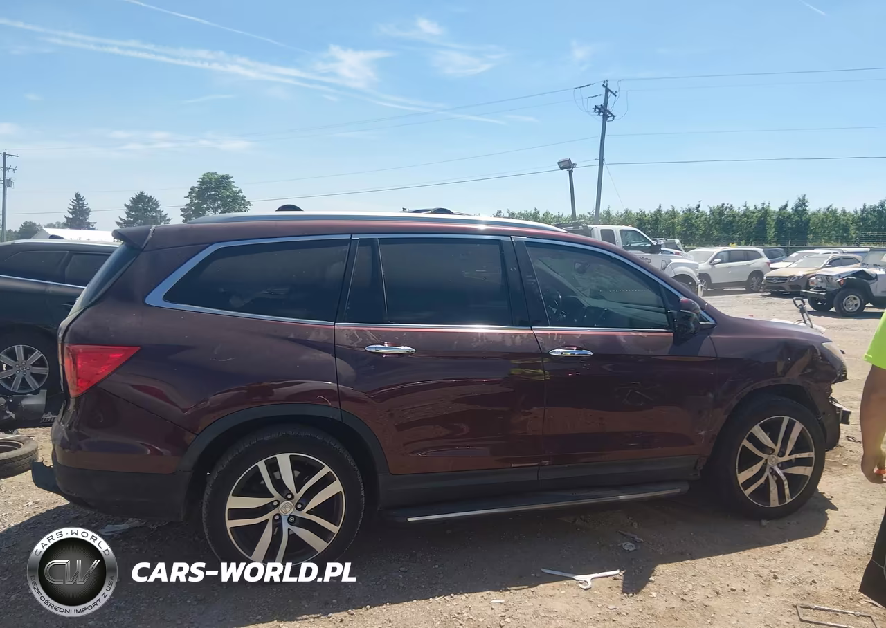 2016 Honda Pilot Touring VIN:5FNYF6H9XGB003930 - 13