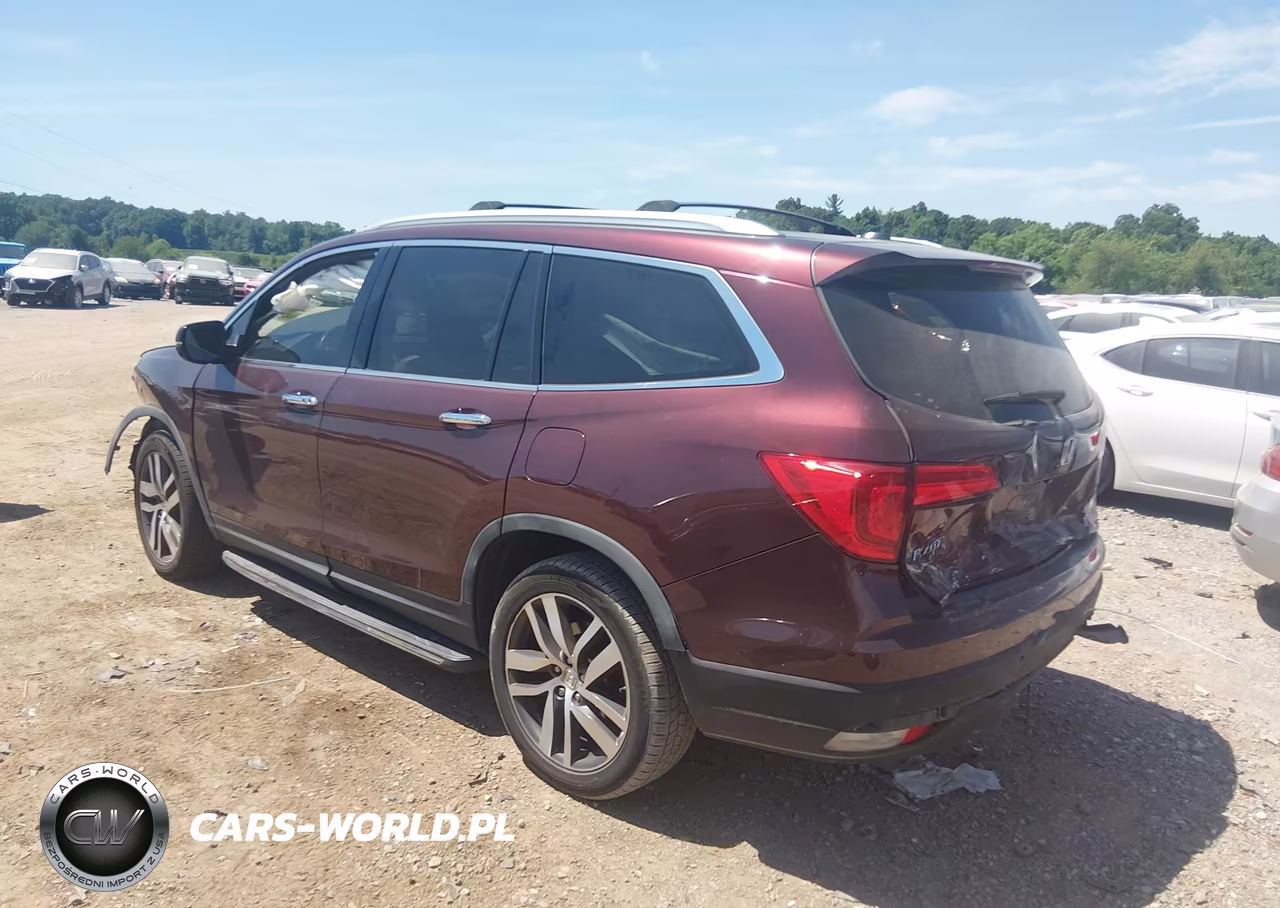 2016 Honda Pilot Touring VIN:5FNYF6H9XGB003930 - 3