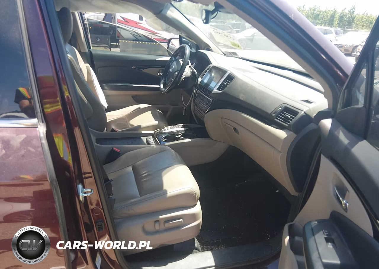 2016 Honda Pilot Touring VIN:5FNYF6H9XGB003930 - 5