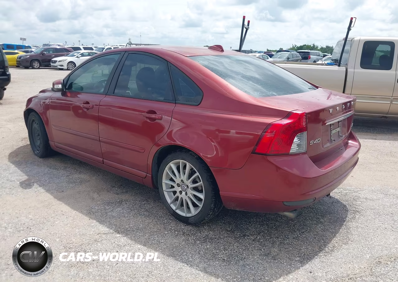 2011 Volvo S40 T5-T5 R-Design VIN:YV1672MS4B2545150 - 3