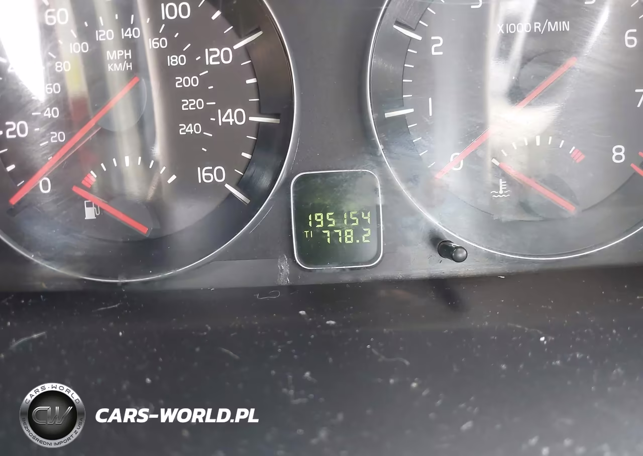 2011 Volvo S40 T5-T5 R-Design VIN:YV1672MS4B2545150 - 7