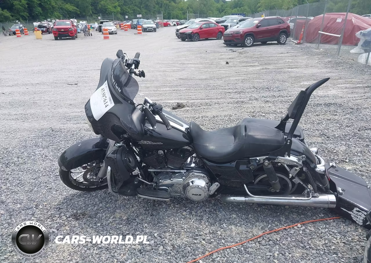 2013 Harley-Davidson Flhx Street Glide VIN:1HD1KBM15DB628576 - 14