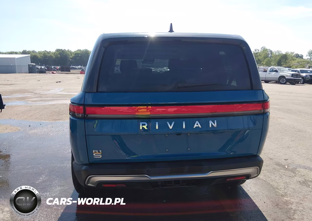 2023 Rivian R1S Adventure VIN:7PDSGABA3PN014299 - 16