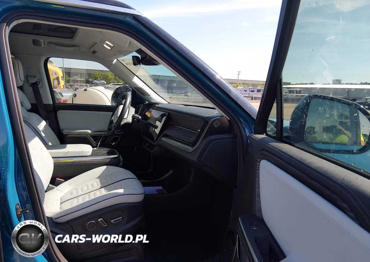 2023 Rivian R1S Adventure VIN:7PDSGABA3PN014299 - 5