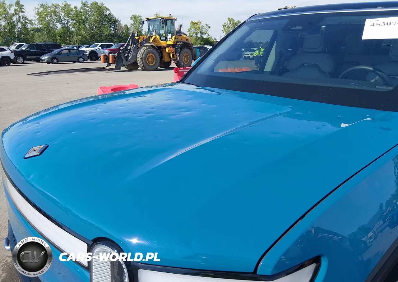 2023 Rivian R1S Adventure VIN:7PDSGABA3PN014299 - 6