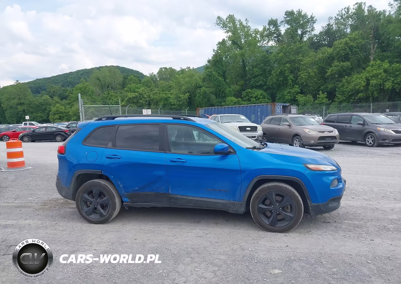 2018 Jeep Cherokee Latitude Fwd VIN:1C4PJLCB8JD560546 - 13