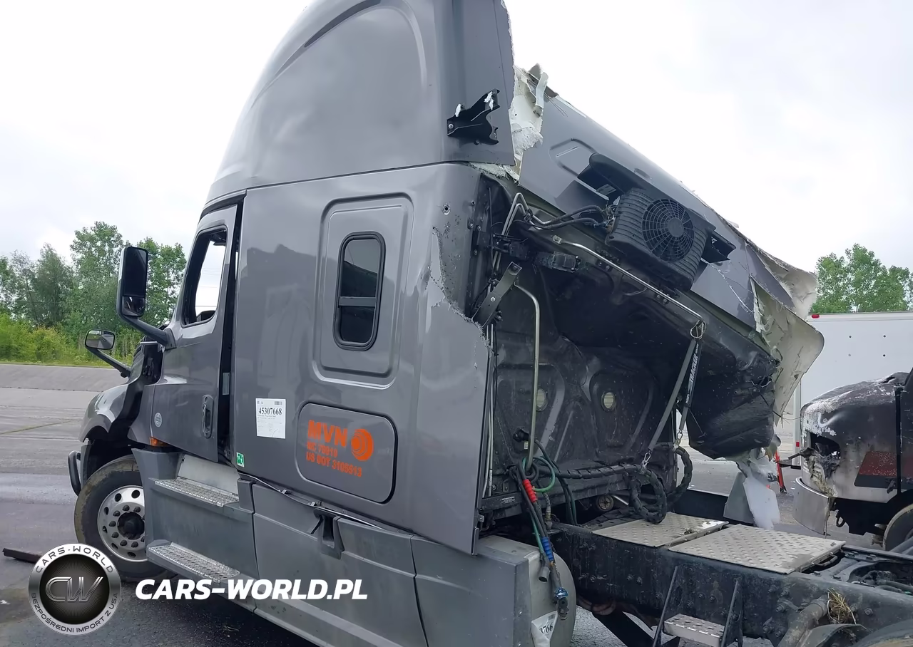2019 Freightliner New Cascadia 126 VIN:3AKJHHDR3KSKG1170 - 3