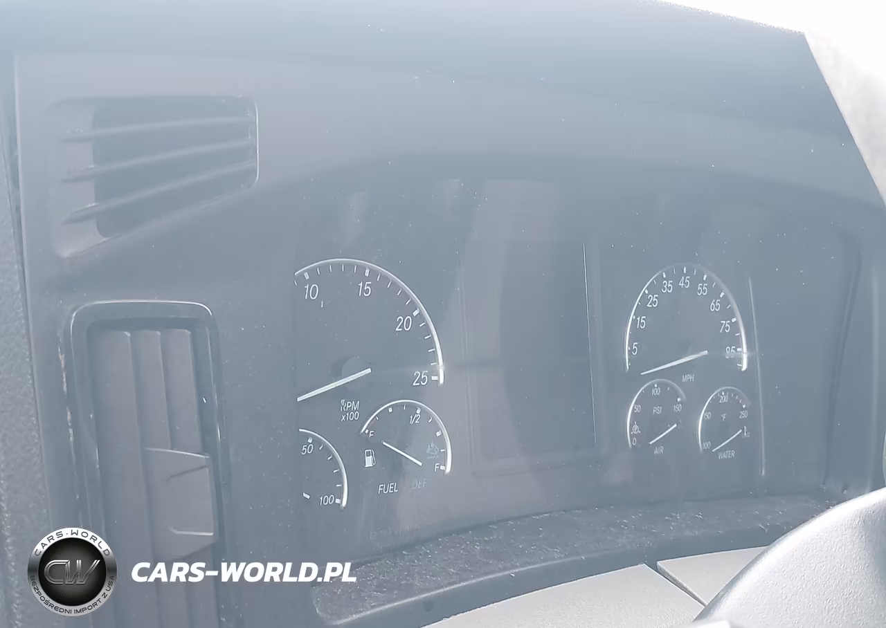 2019 Freightliner New Cascadia 126 VIN:3AKJHHDR3KSKG1170 - 6