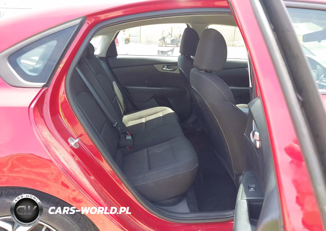 2020 Kia Forte Lxs VIN:3KPF24AD4LE257705 - 7