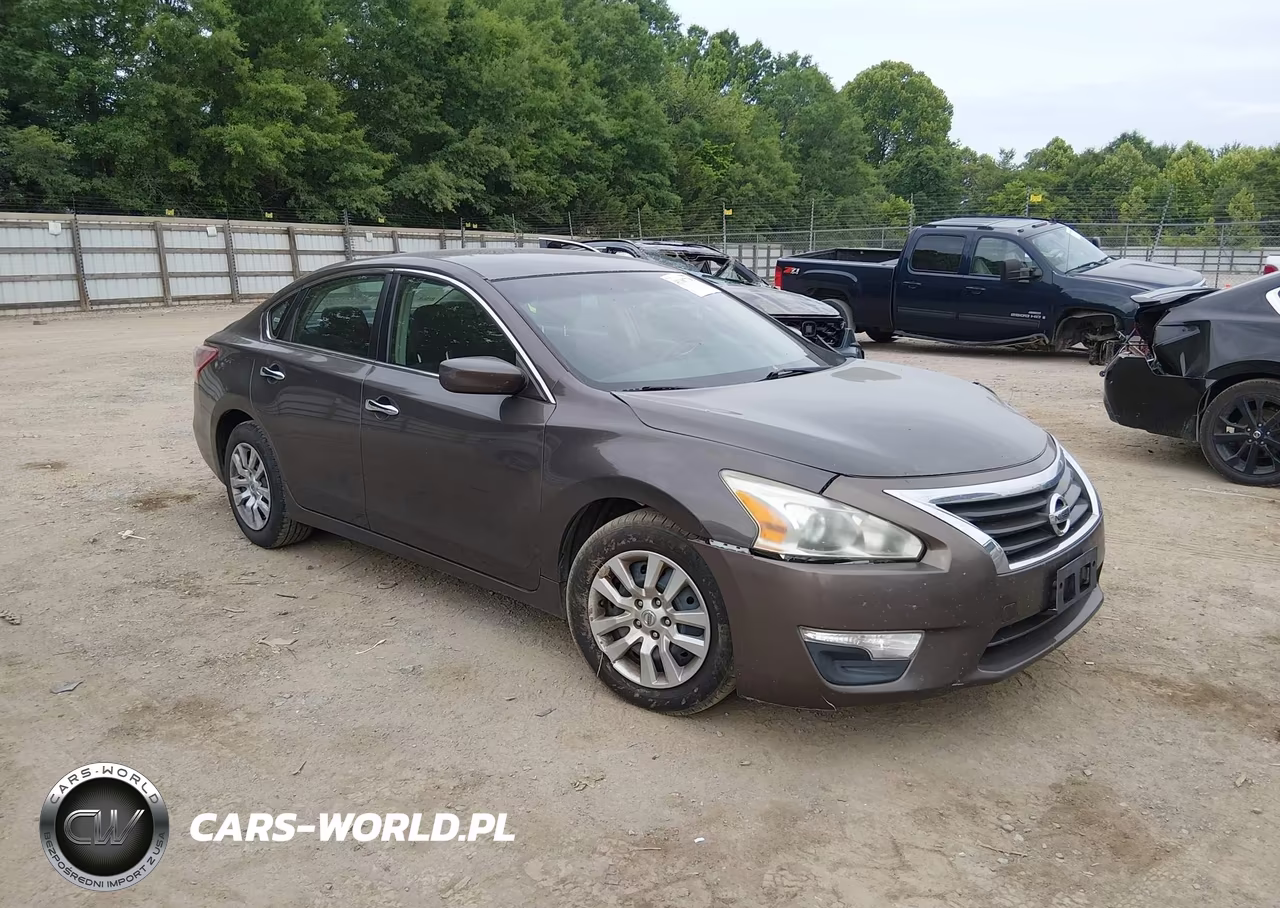 2013 Nissan Altima 2.5 S – zdjęcie 1 z 11