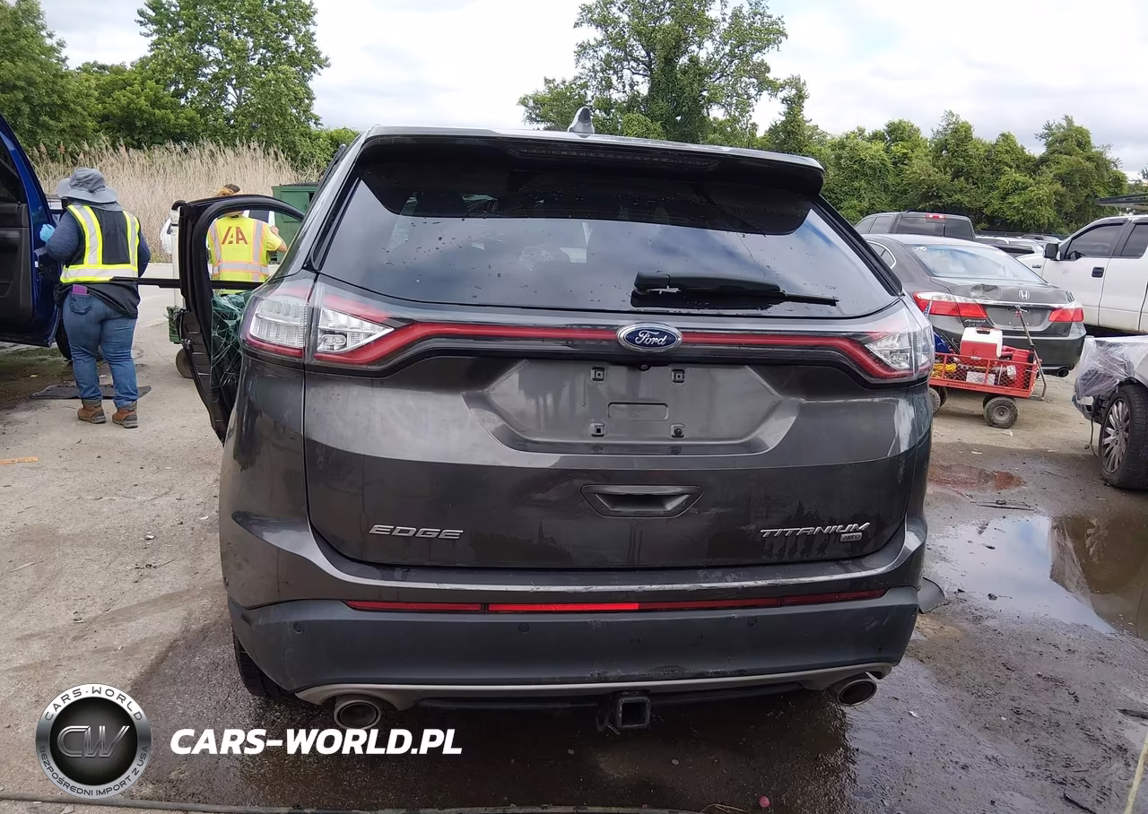 2018 Ford Edge Titanium VIN:2FMPK4K81JBC62947 - 16
