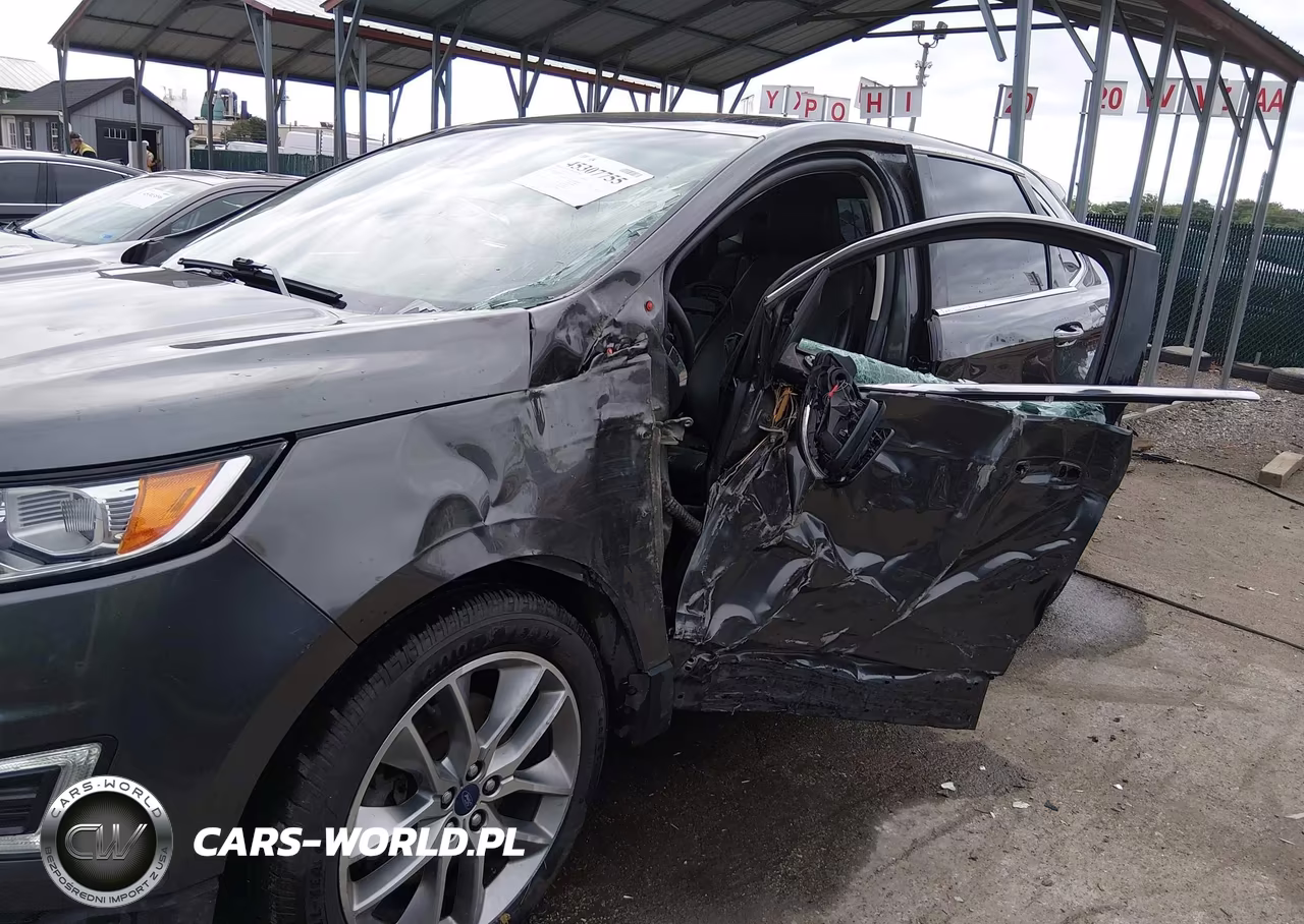 2018 Ford Edge Titanium VIN:2FMPK4K81JBC62947 - 6