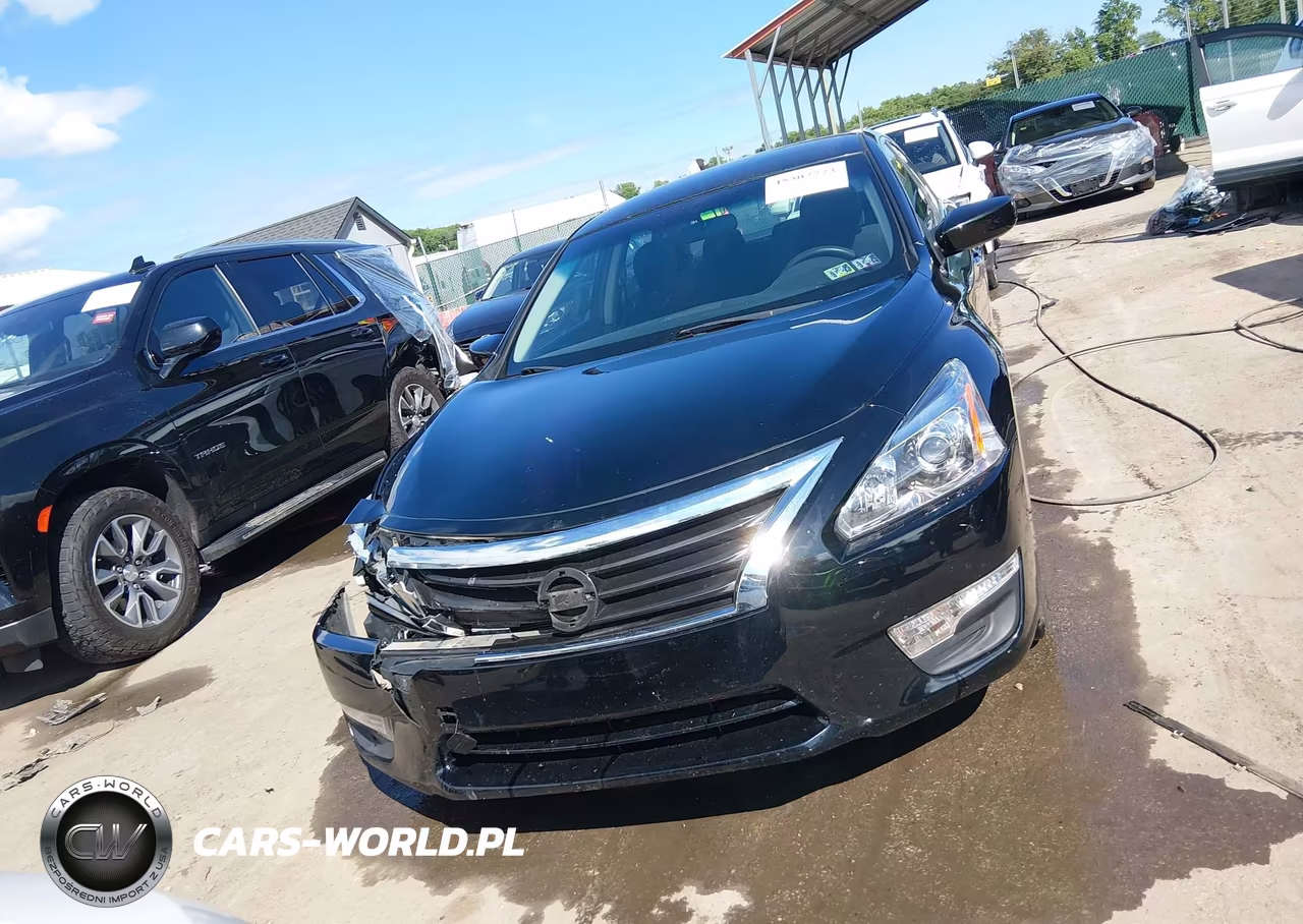 2015 Nissan Altima 2.5 S VIN:1N4AL3APXFC420757 - 12