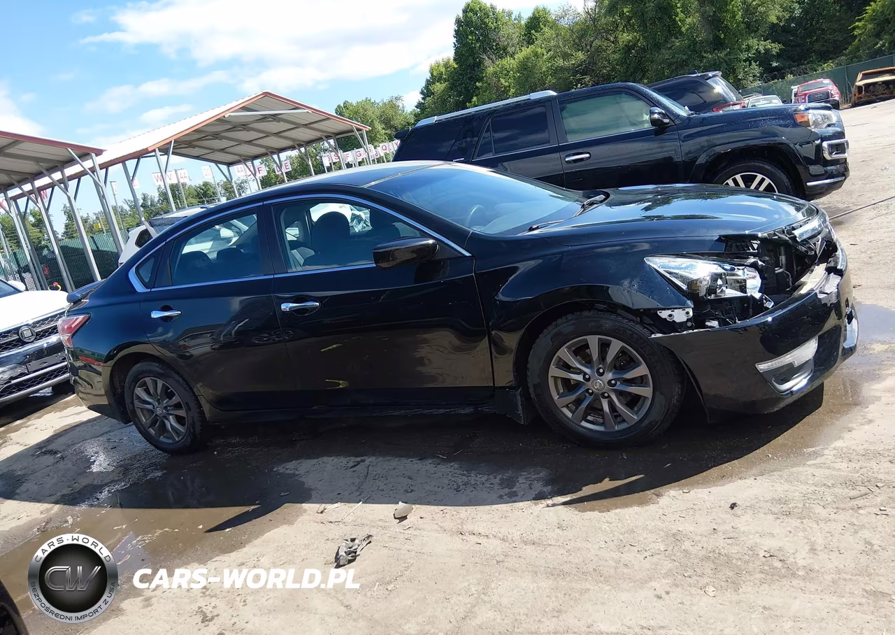 2015 Nissan Altima 2.5 S VIN:1N4AL3APXFC420757 - 13