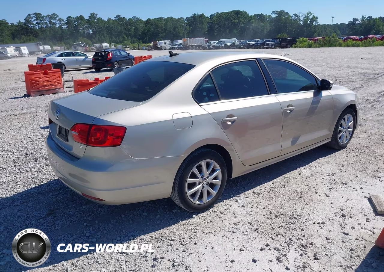 2014 Volkswagen Jetta 1.8T Se VIN:3VWD07AJ4EM279553 - 4
