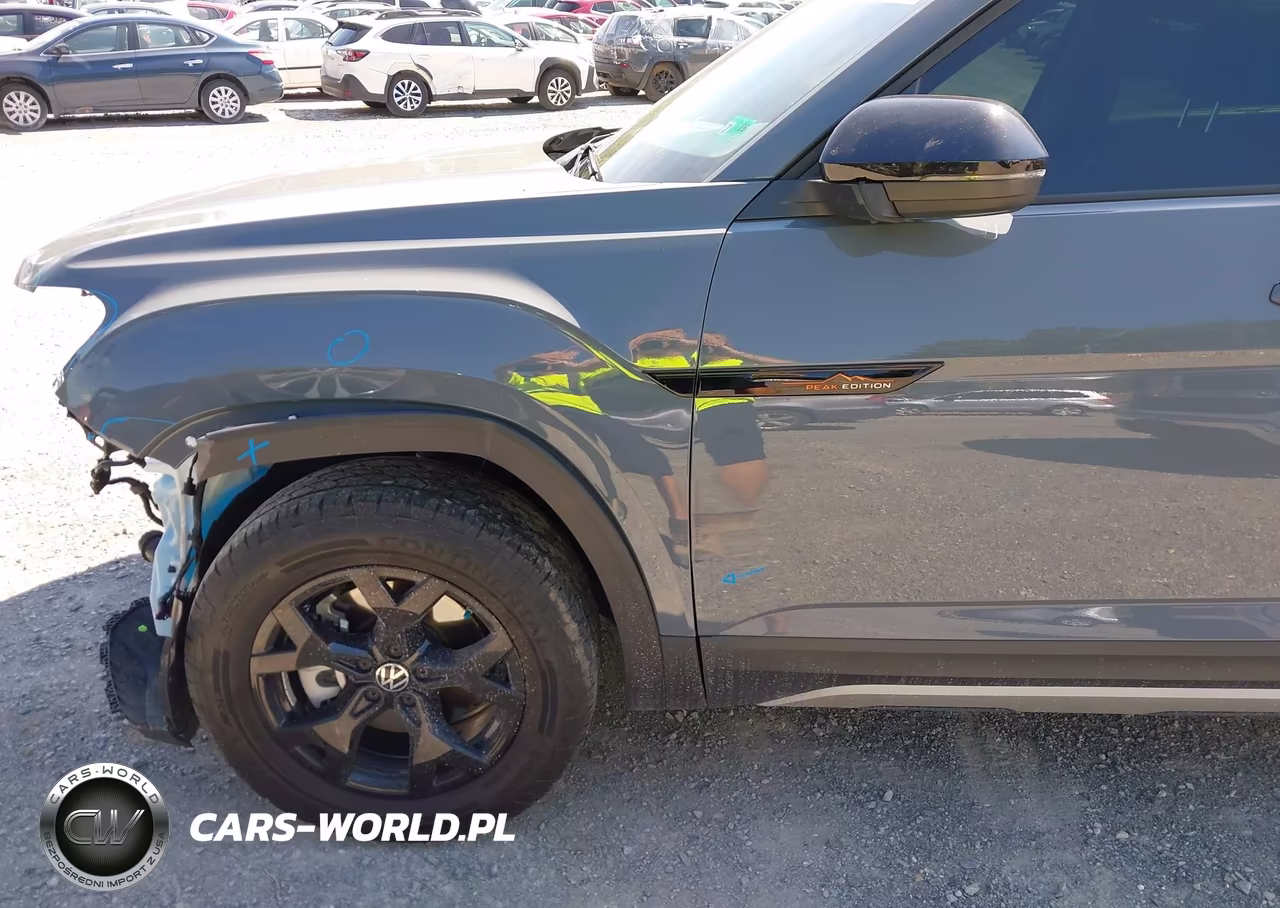 2024 Volkswagen Atlas 2.0T Peak Edition Se W-Technology VIN:1V2CR2CA0RC598877 - 18