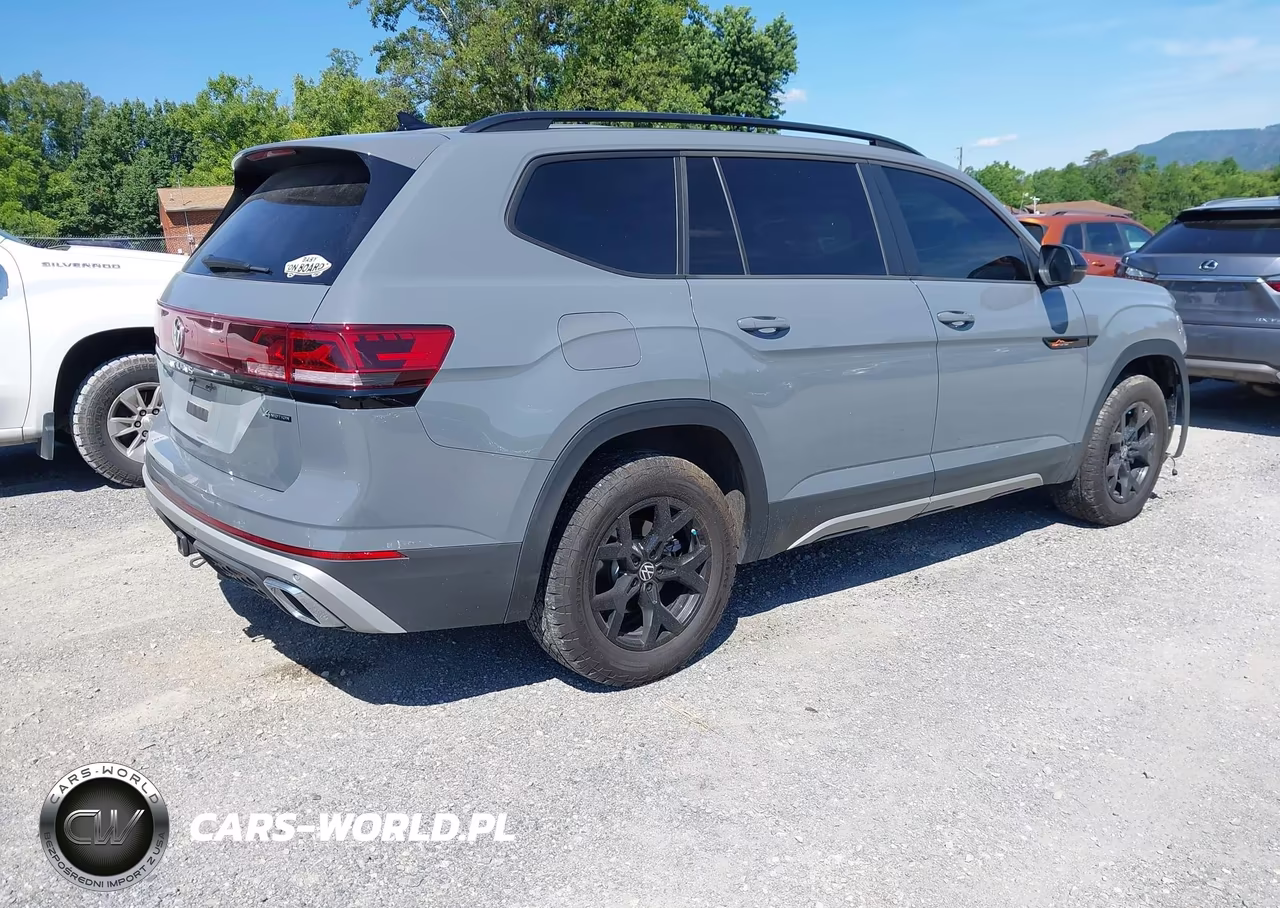 2024 Volkswagen Atlas 2.0T Peak Edition Se W-Technology VIN:1V2CR2CA0RC598877 - 4