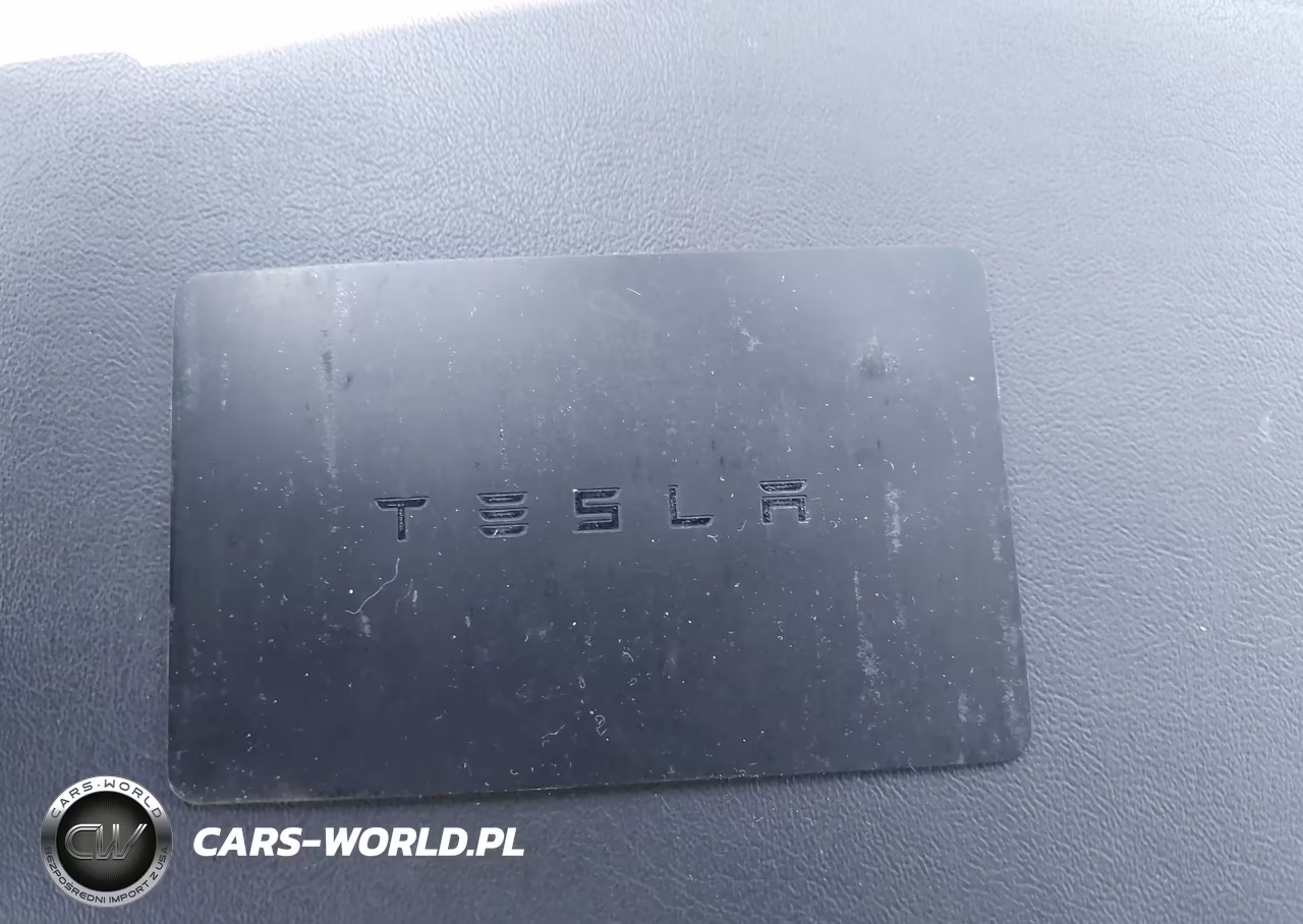 2018 Tesla Model 3 Long Range-Performance VIN:5YJ3E1EB4JF068190 - 11