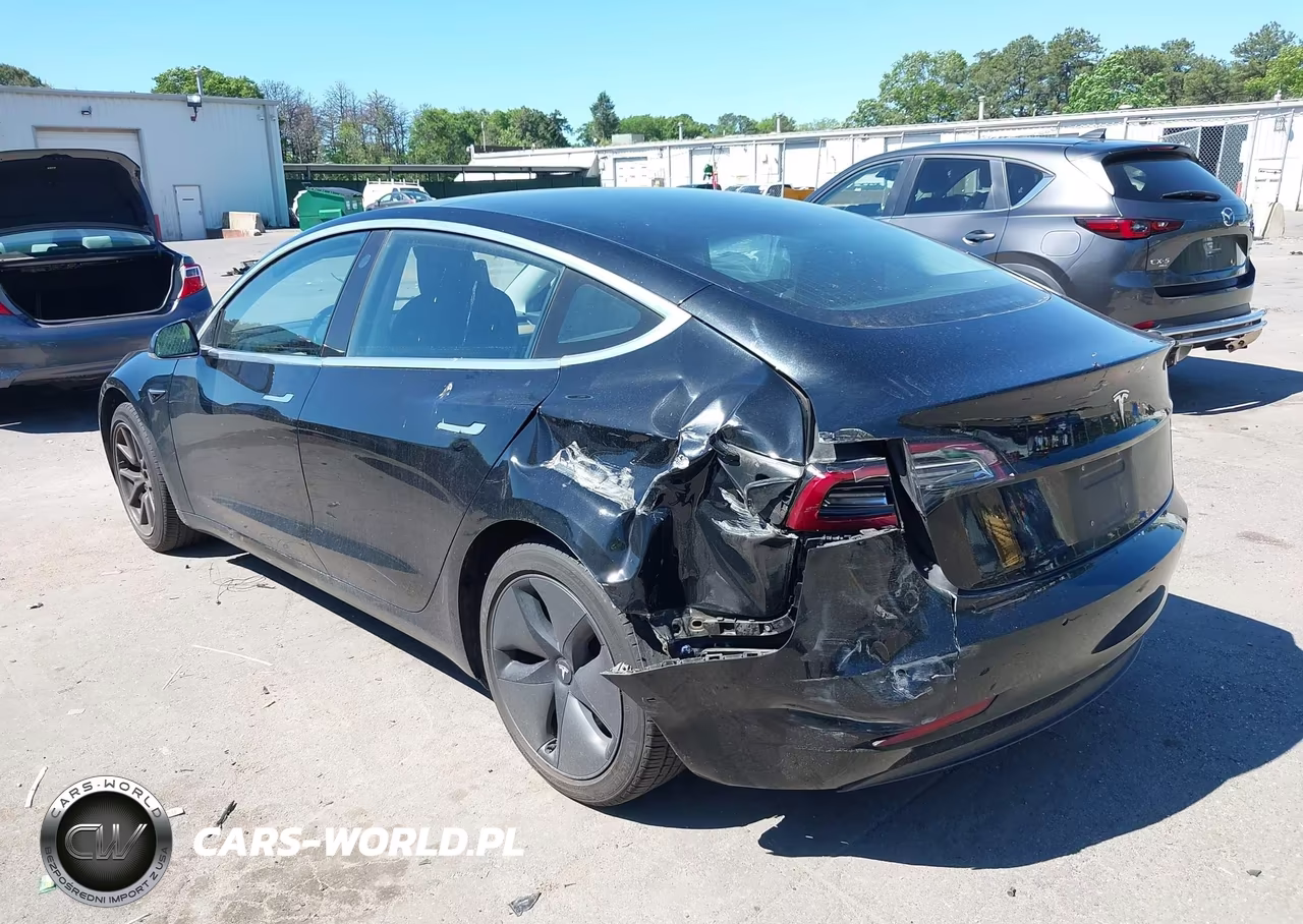 2018 Tesla Model 3 Long Range-Performance VIN:5YJ3E1EB4JF068190 - 3