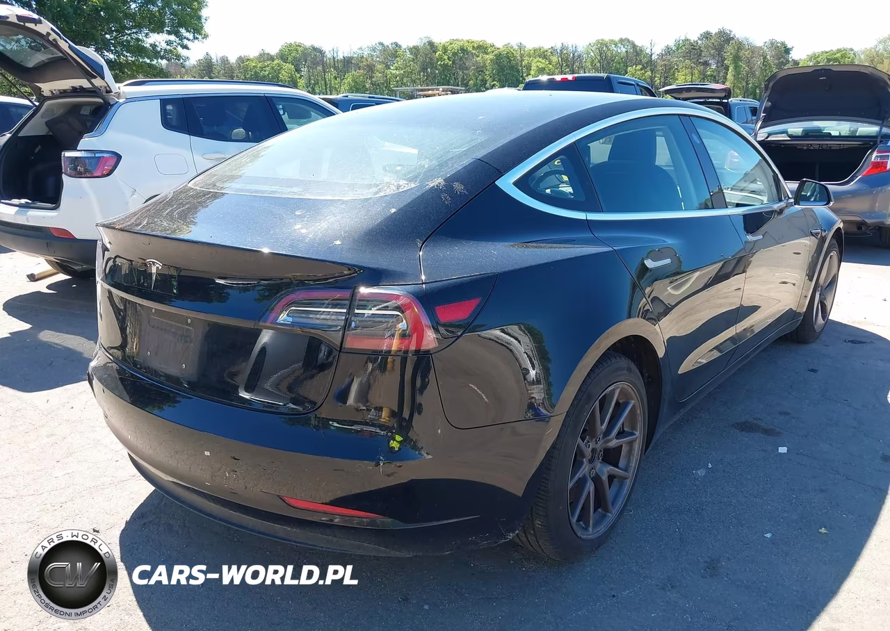2018 Tesla Model 3 Long Range-Performance VIN:5YJ3E1EB4JF068190 - 4