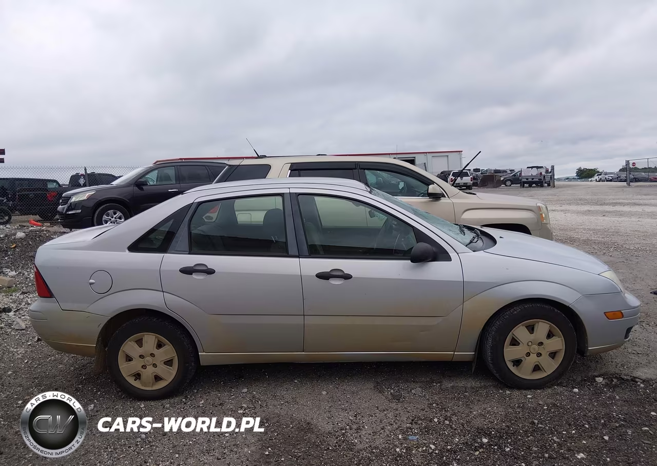 2007 Ford Focus S-Se-Ses VIN:1FAHP34N07W197707 - 13