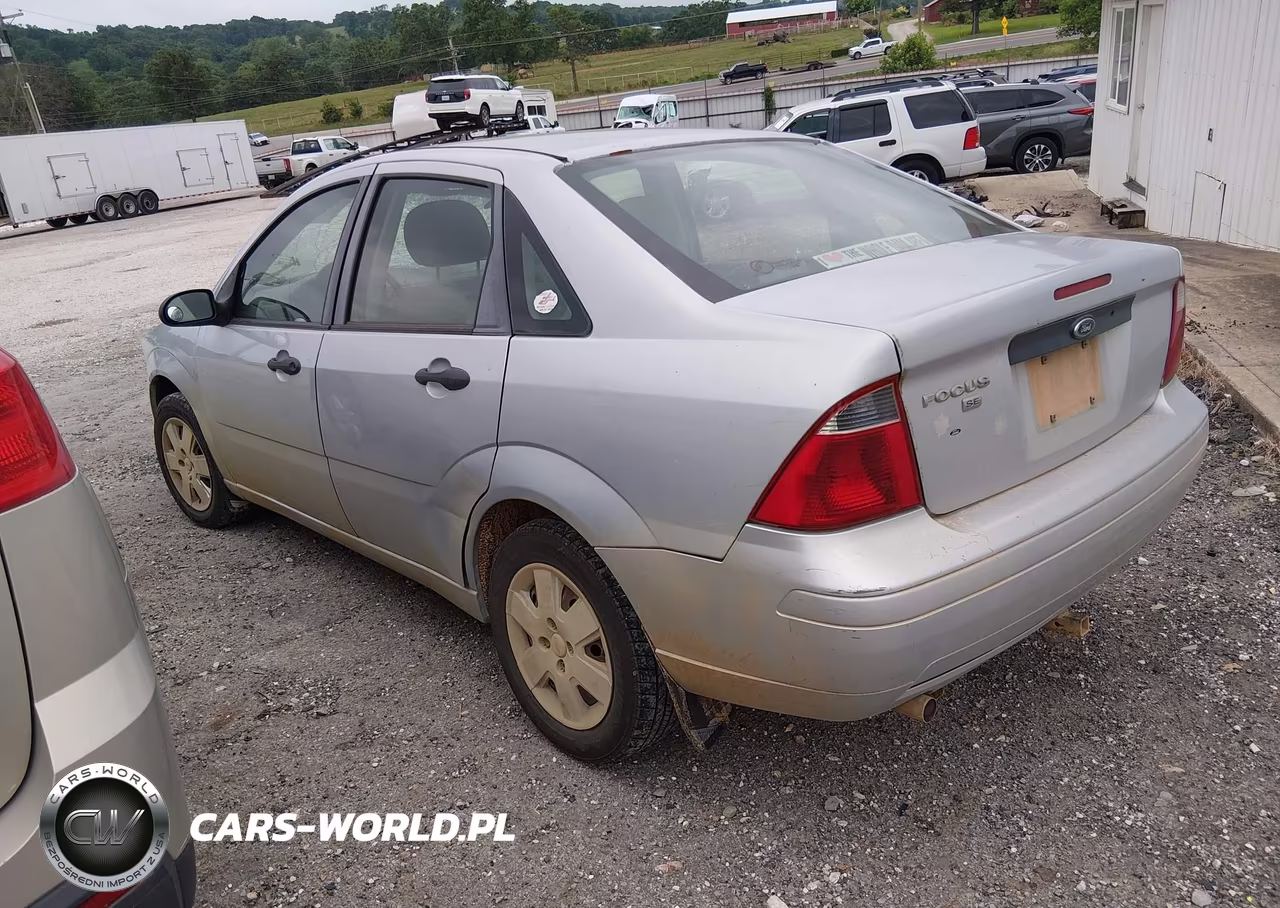 2007 Ford Focus S-Se-Ses VIN:1FAHP34N07W197707 - 3