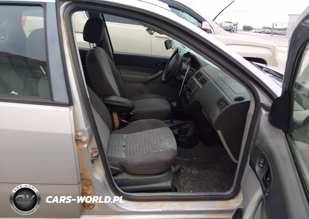 2007 Ford Focus S-Se-Ses VIN:1FAHP34N07W197707 - 5