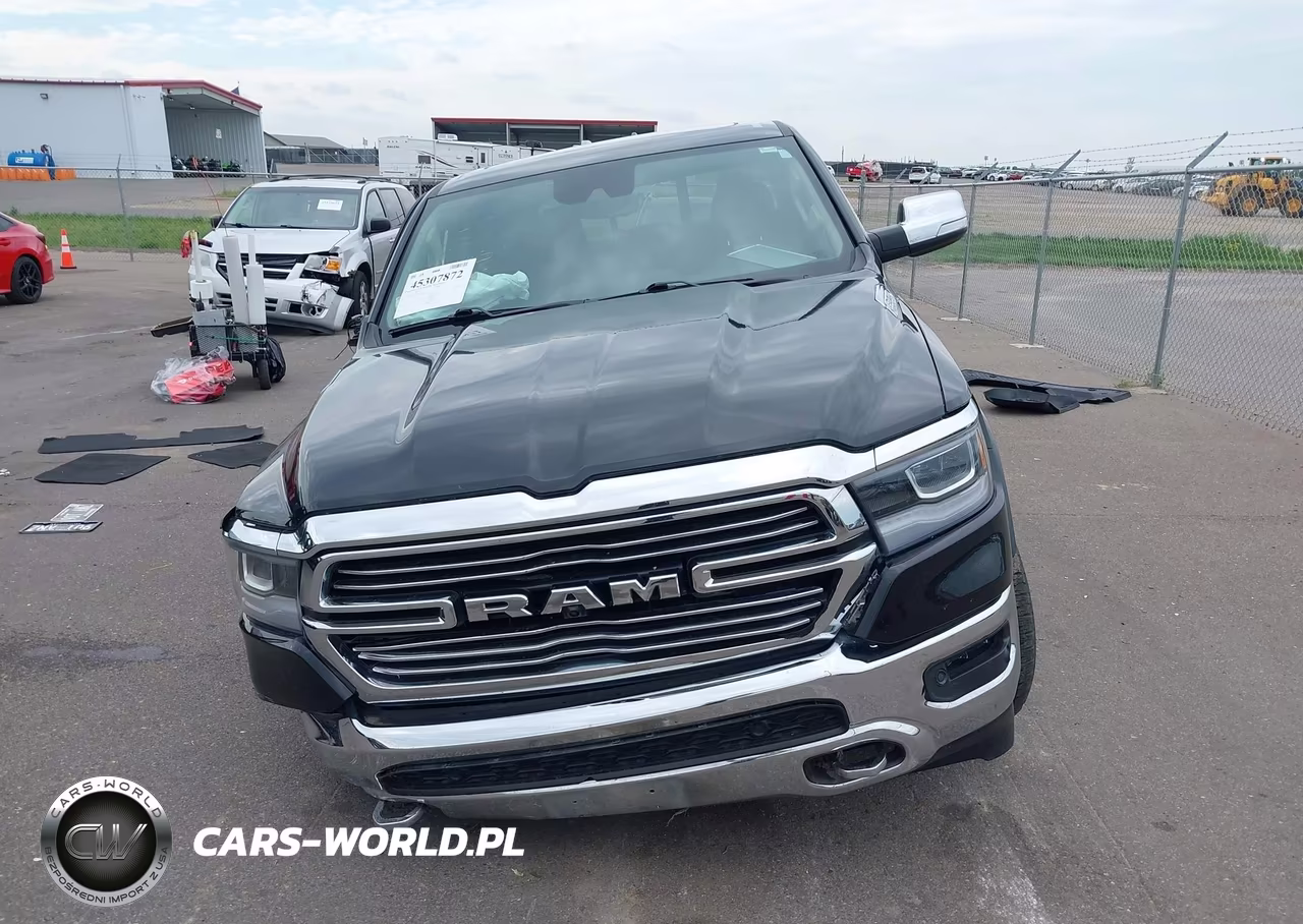 2020 Ram 1500 Laramie 4X4 5'7 Box VIN:1C6SRFJT0LN308455 - 13