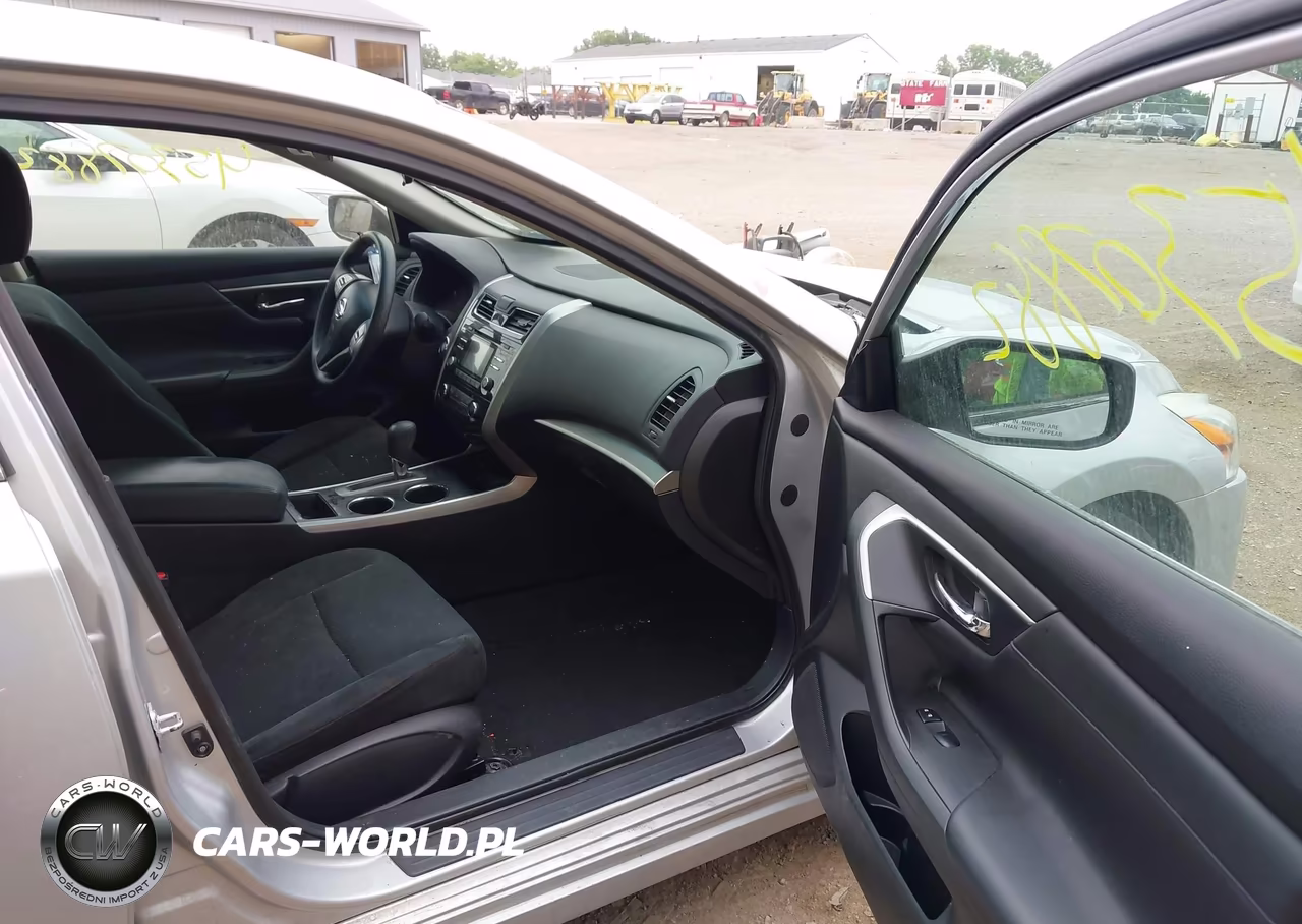 2015 Nissan Altima 2.5 S VIN:1N4AL3AP8FC430221 - 5