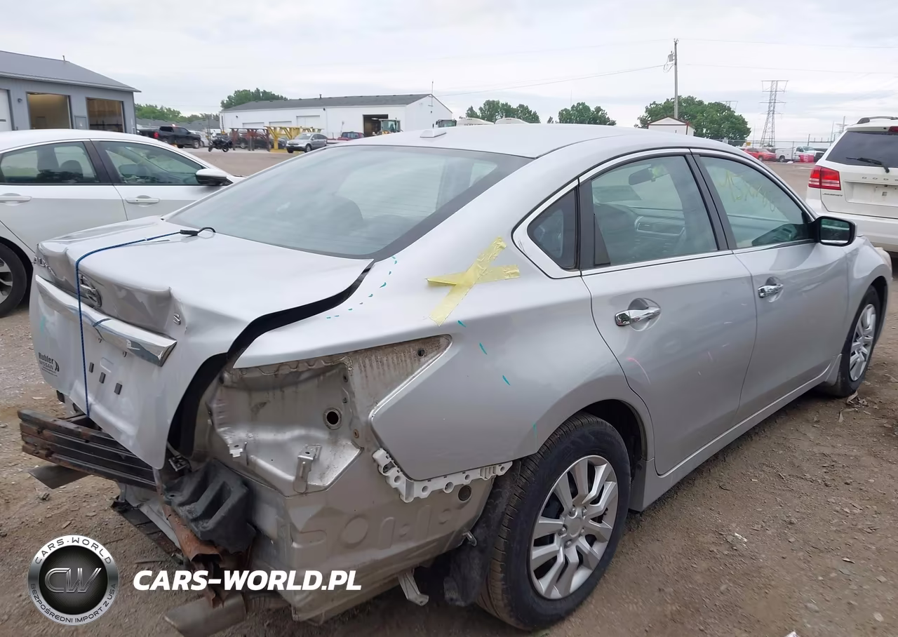 2015 Nissan Altima 2.5 S VIN:1N4AL3AP8FC430221 - 6