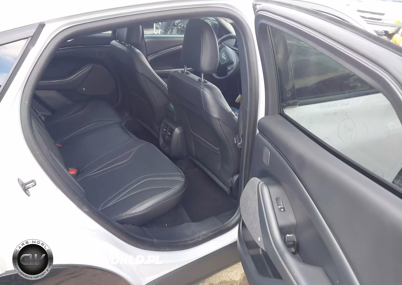 2021 Ford Mustang Mach-E Premium VIN:3FMTK3SU7MMA01346 - 8
