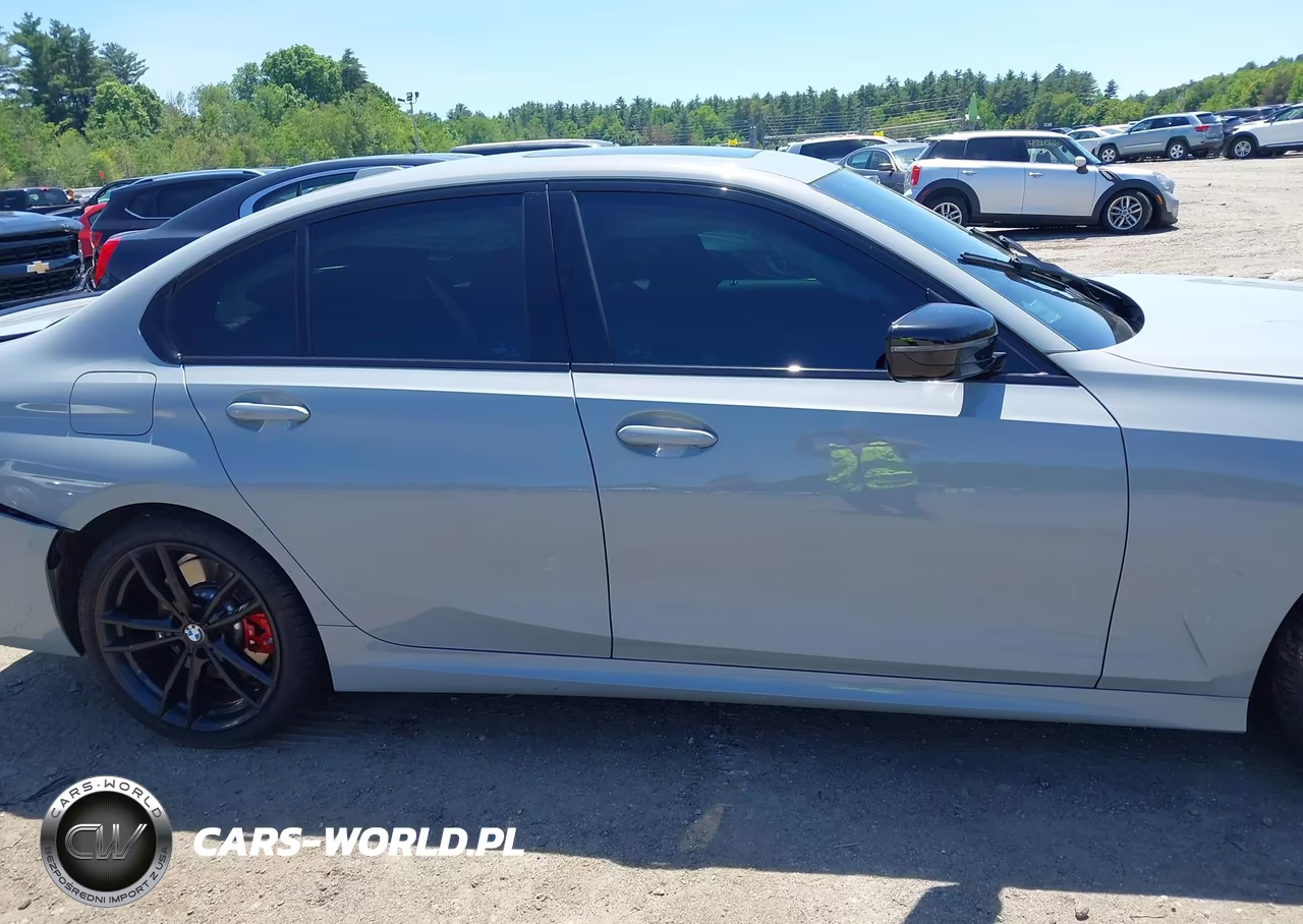 2023 BMW 330I xDrive VIN:3MW89FF08P8C94456 - 13