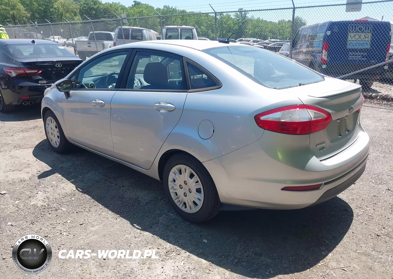 2015 Ford Fiesta Se VIN:3FADP4BE7FM166914 - 3