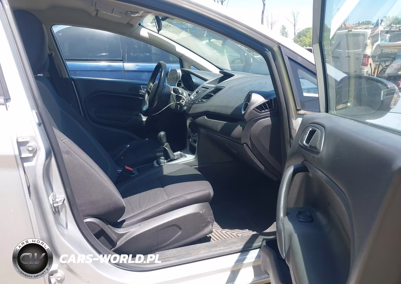 2015 Ford Fiesta Se VIN:3FADP4BE7FM166914 - 5