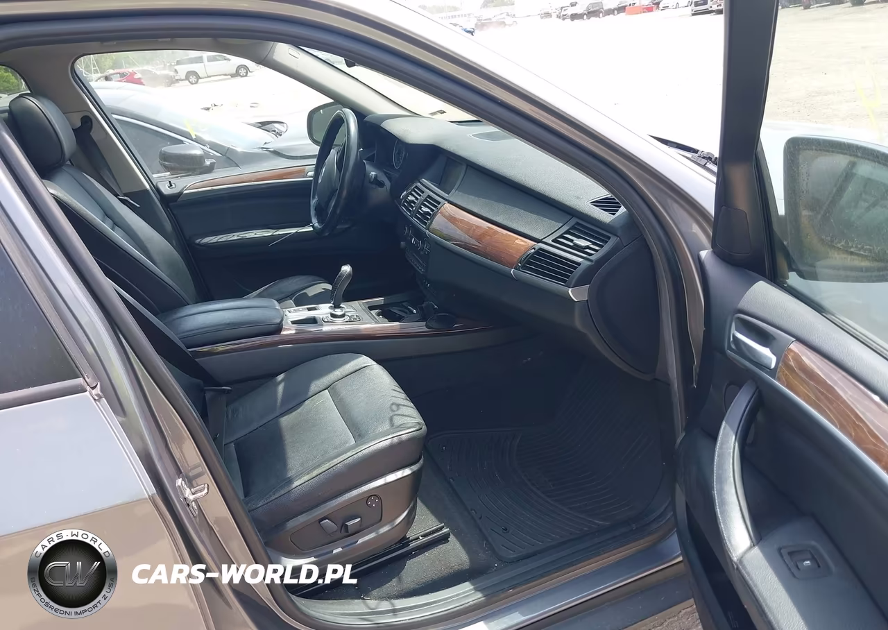 2010 BMW X5 xDrive30I VIN:5UXFE4C53AL380587 - 5