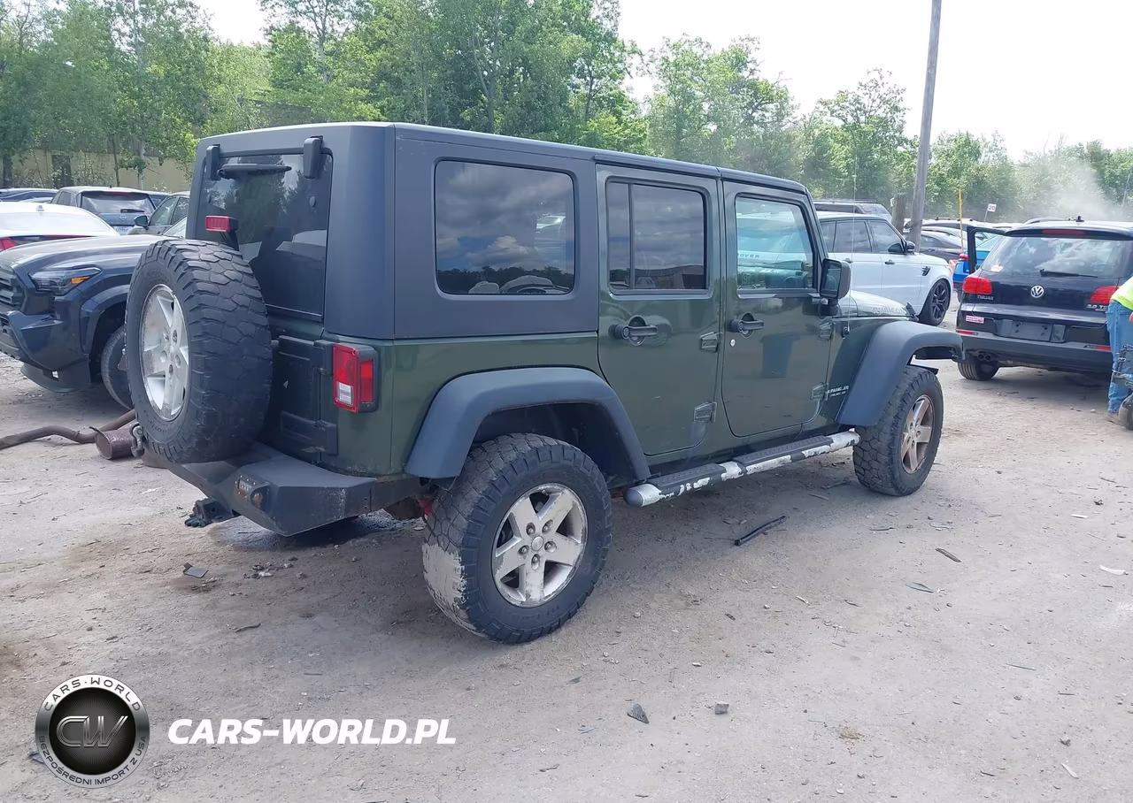 2008 Jeep Wrangler Unlimited Rubicon VIN:1J4GA69178L586601 - 4