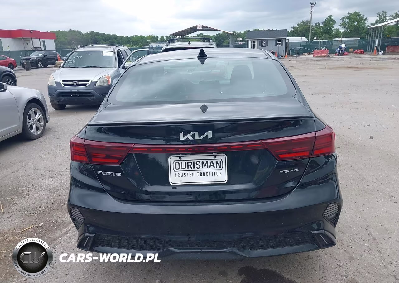 2024 Kia Forte Gt-Line VIN:3KPF54AD2RE816717 - 16