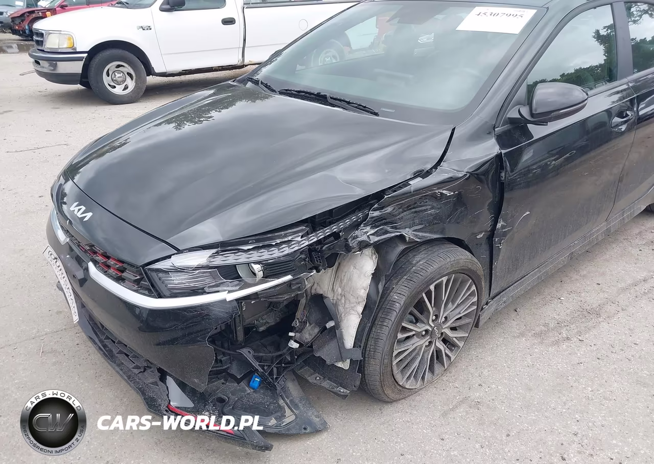 2024 Kia Forte Gt-Line VIN:3KPF54AD2RE816717 - 6