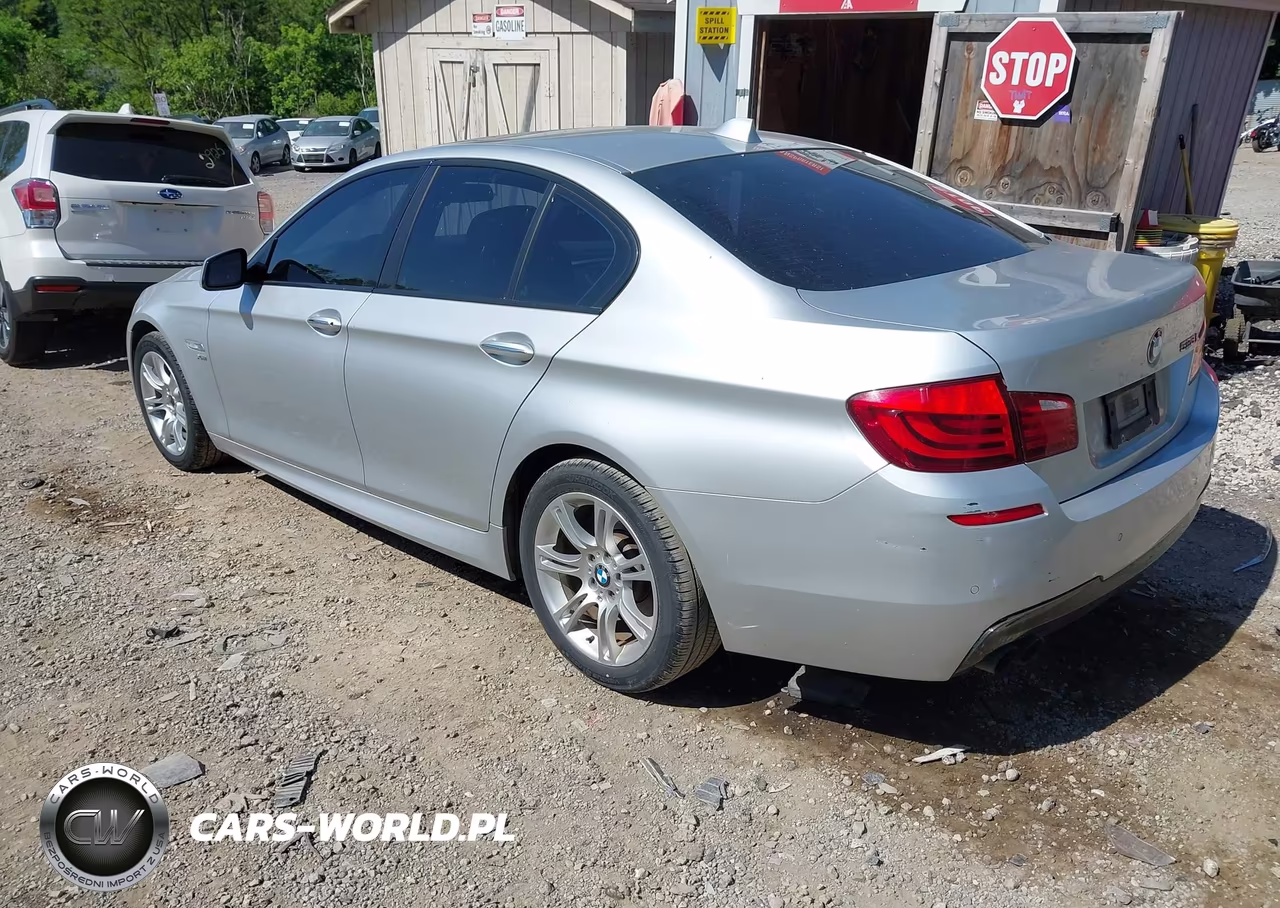 2012 BMW 528I xDrive VIN:WBAXH5C53CDW10819 - 3