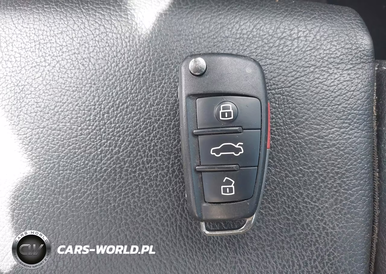 2020 Audi A3 Premium 45 Tfsi S Line Quattro S Tronic VIN:WAUBEGFFXLA103792 - 11