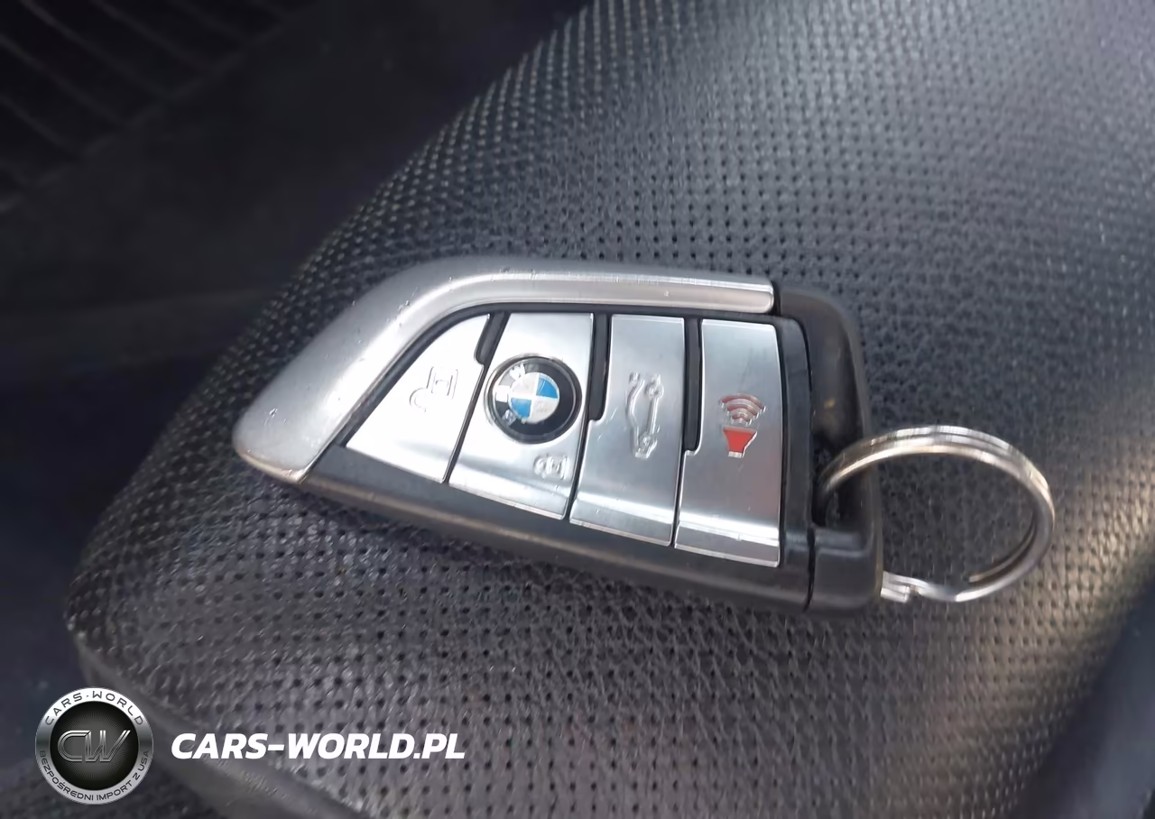 2018 BMW M550I xDrive VIN:WBAJB9C59JB287111 - 11