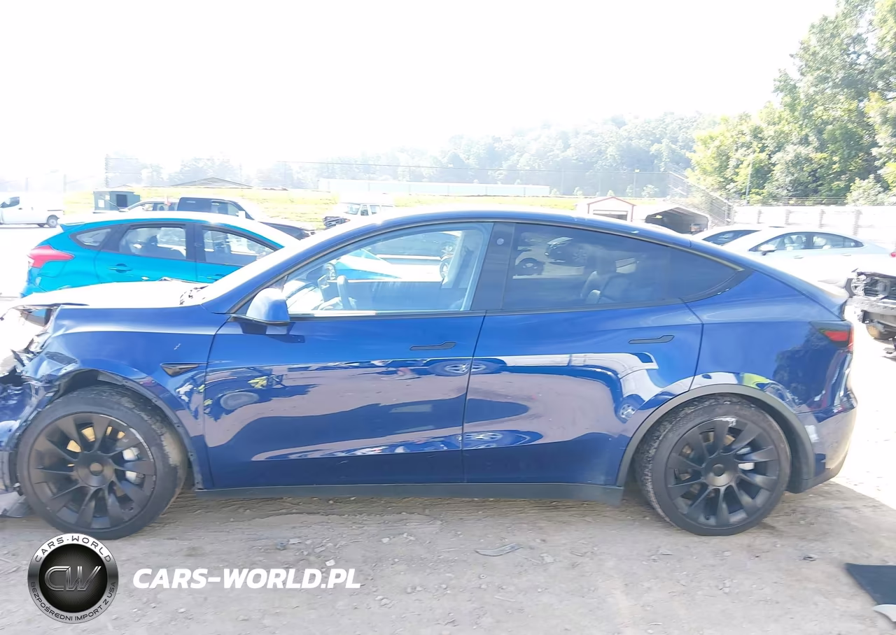 2021 Tesla Model Y Long Range Dual Motor All-Wheel Drive VIN:5YJYGAEE7MF112097 - 13