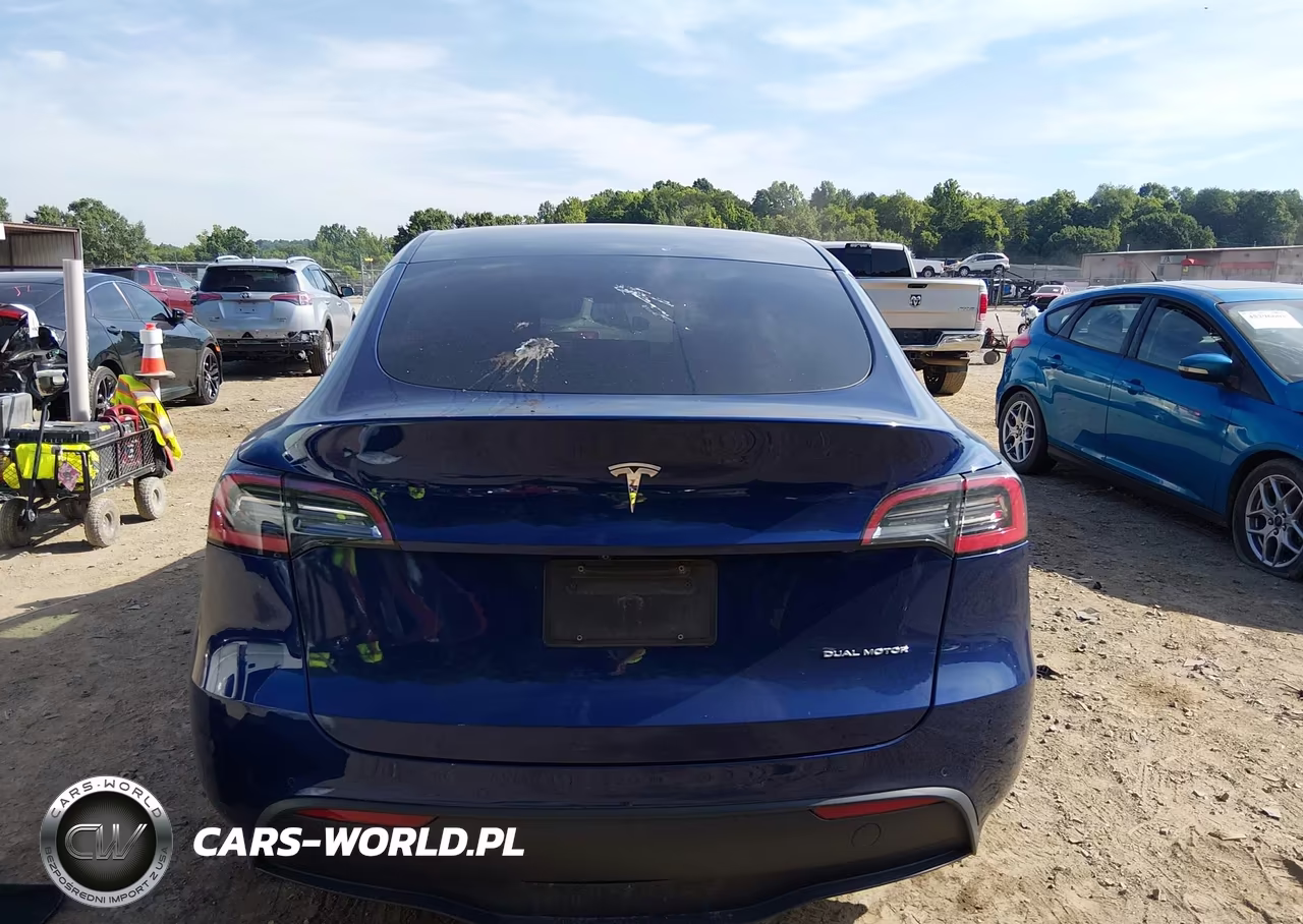 2021 Tesla Model Y Long Range Dual Motor All-Wheel Drive VIN:5YJYGAEE7MF112097 - 15