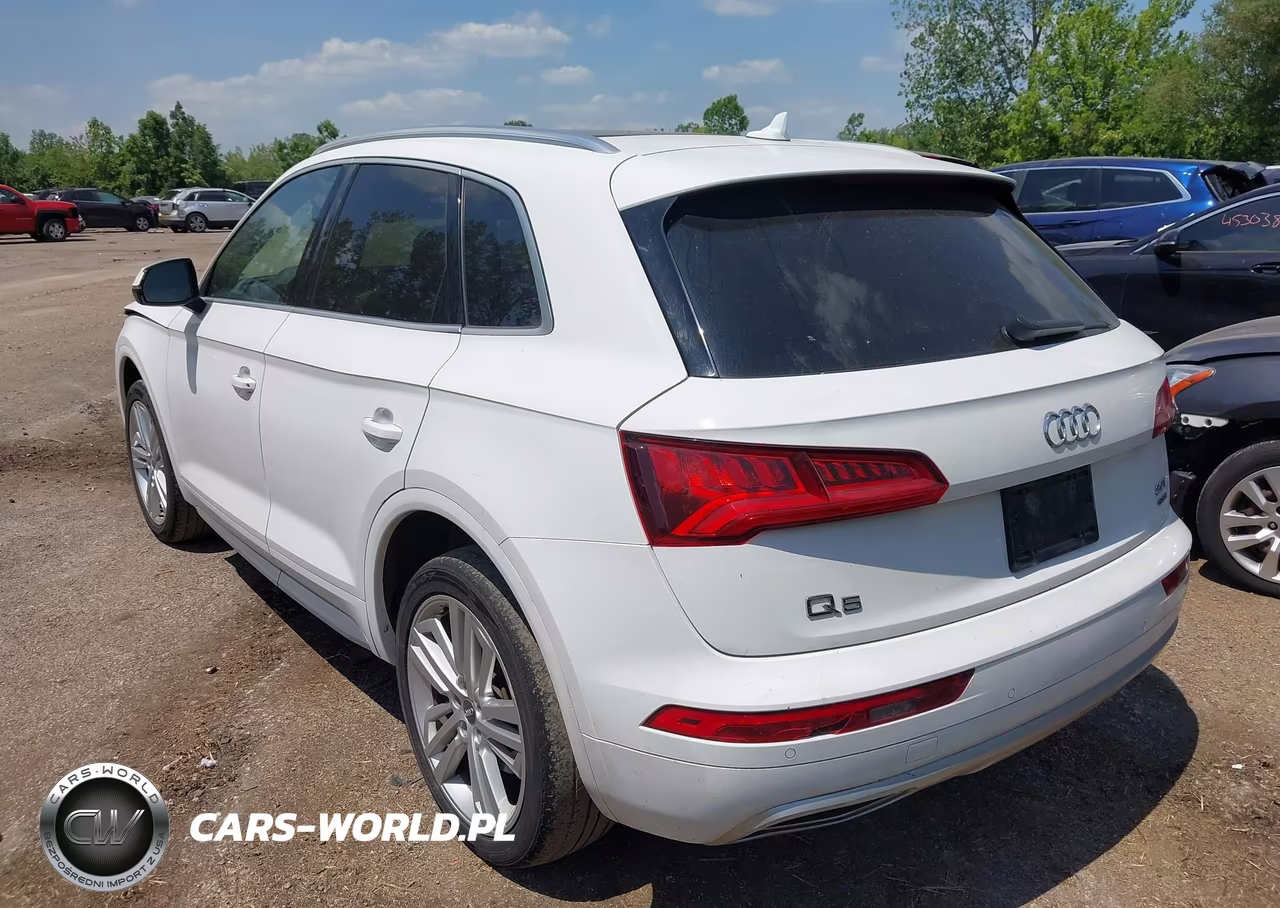 2018 Audi Q5 2.0T Premium-2.0T Tech Premium VIN:WA1BNAFY5J2047327 - 3
