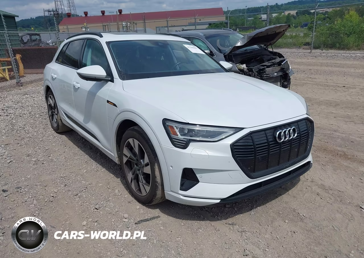 2022 Audi E-Tron Premium Quattro