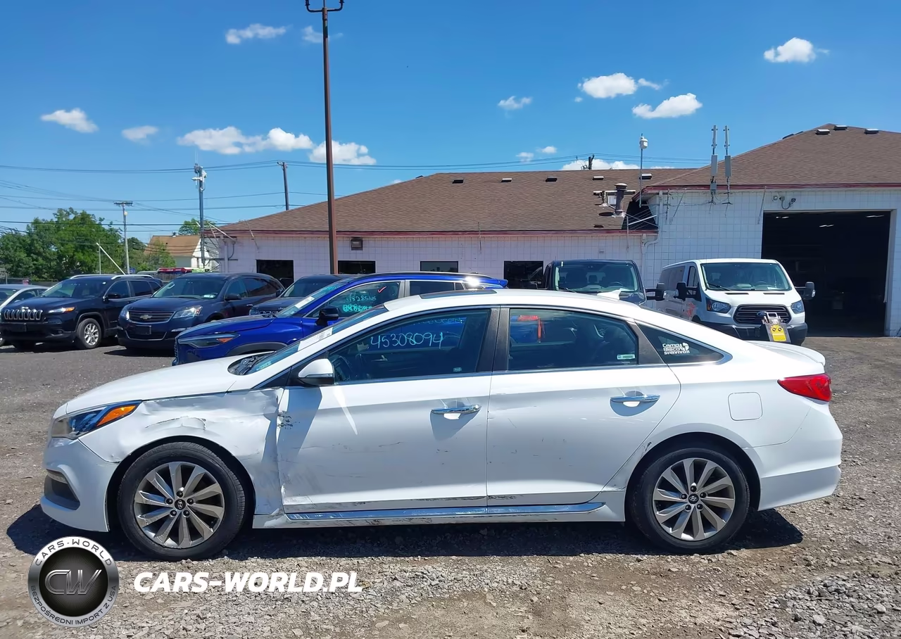 2017 Hyundai Sonata Sport VIN:5NPE34AF4HH575322 - 14